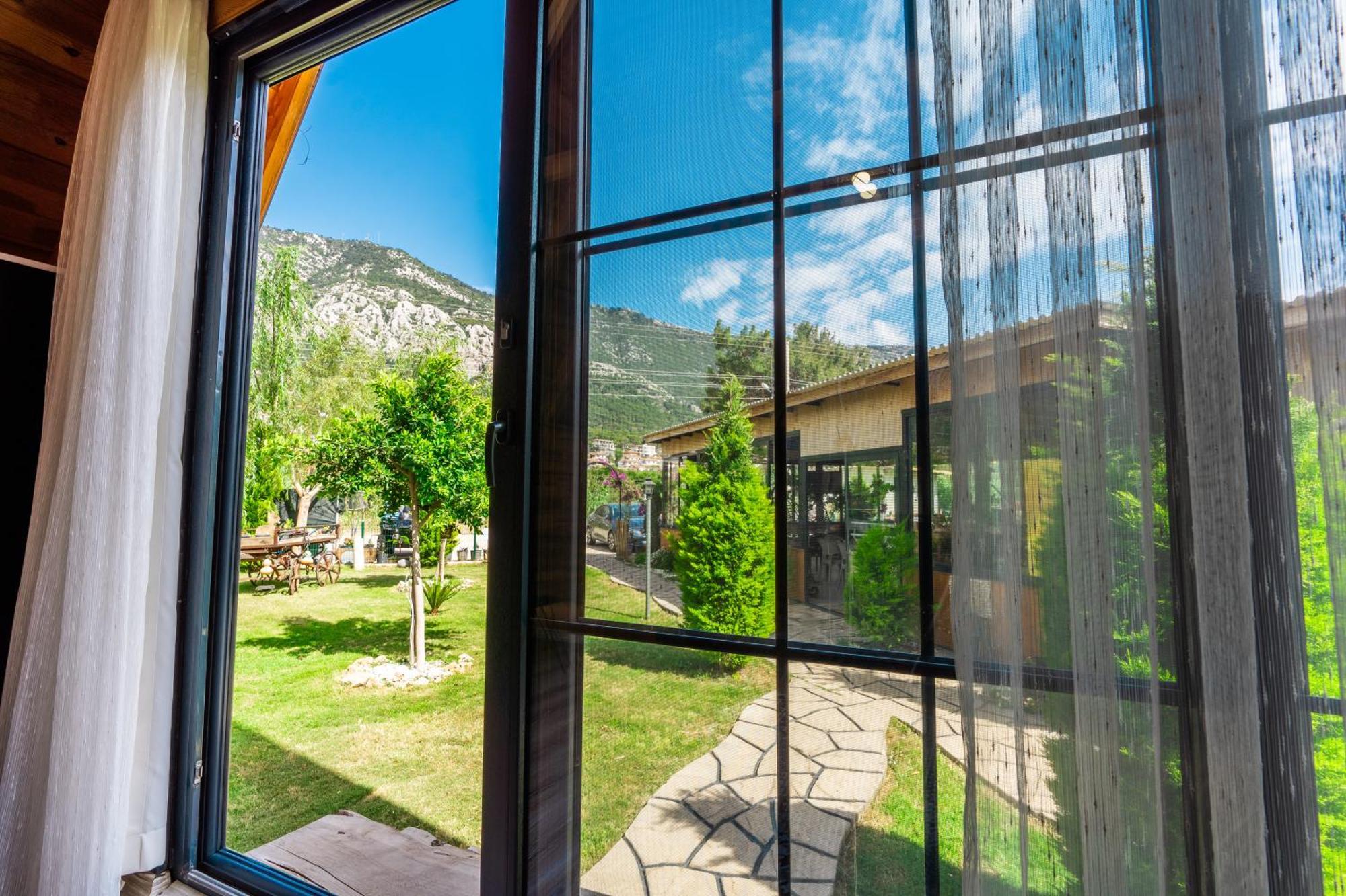 Karaöz Sapphire Bungalows Kumluca Exterior foto